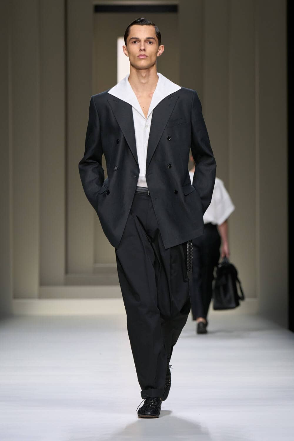 DOLCE&GABBANA Calfskin Sliders SS25【新作】 Dolce&Gabbana: Menswear SS25 - 10 Magazine USA